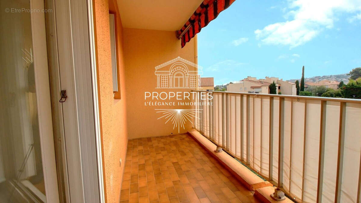 Appartement à CARQUEIRANNE