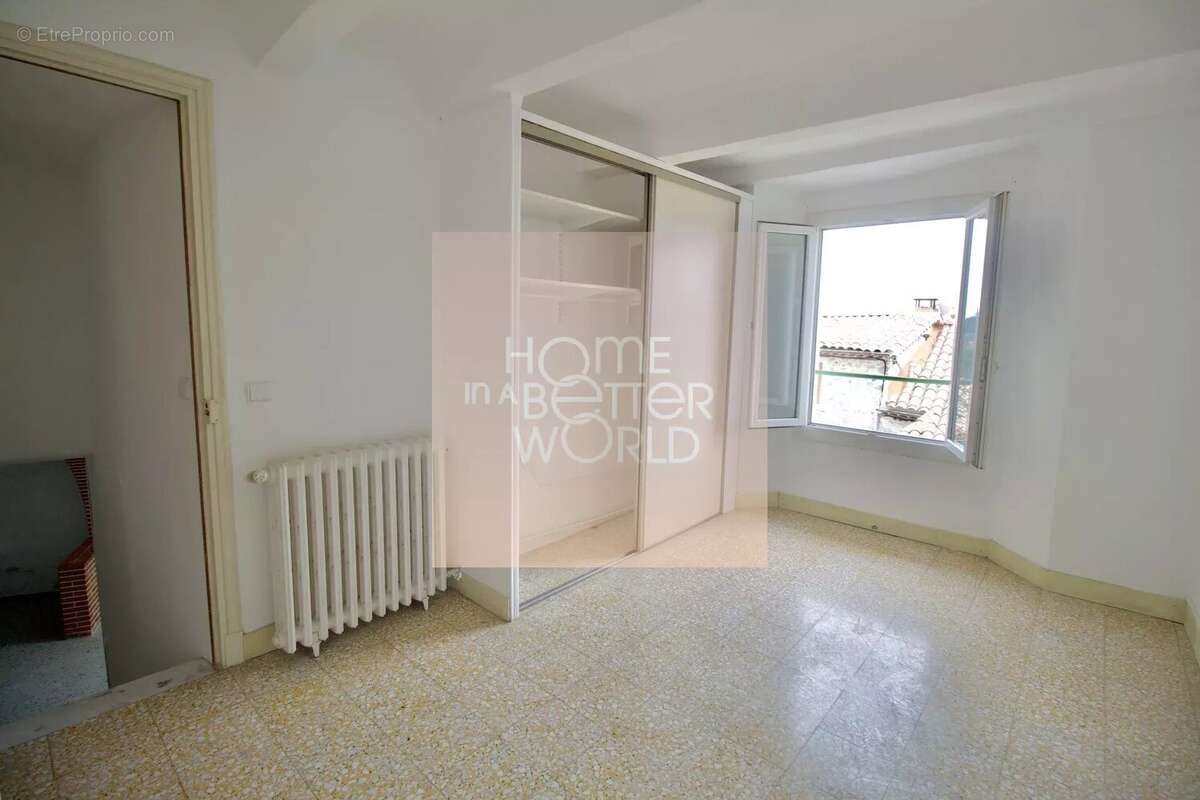 Appartement à TOUDON