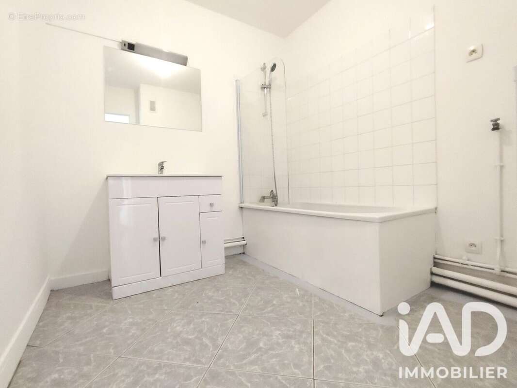 Photo 7 - Appartement à LES ULIS