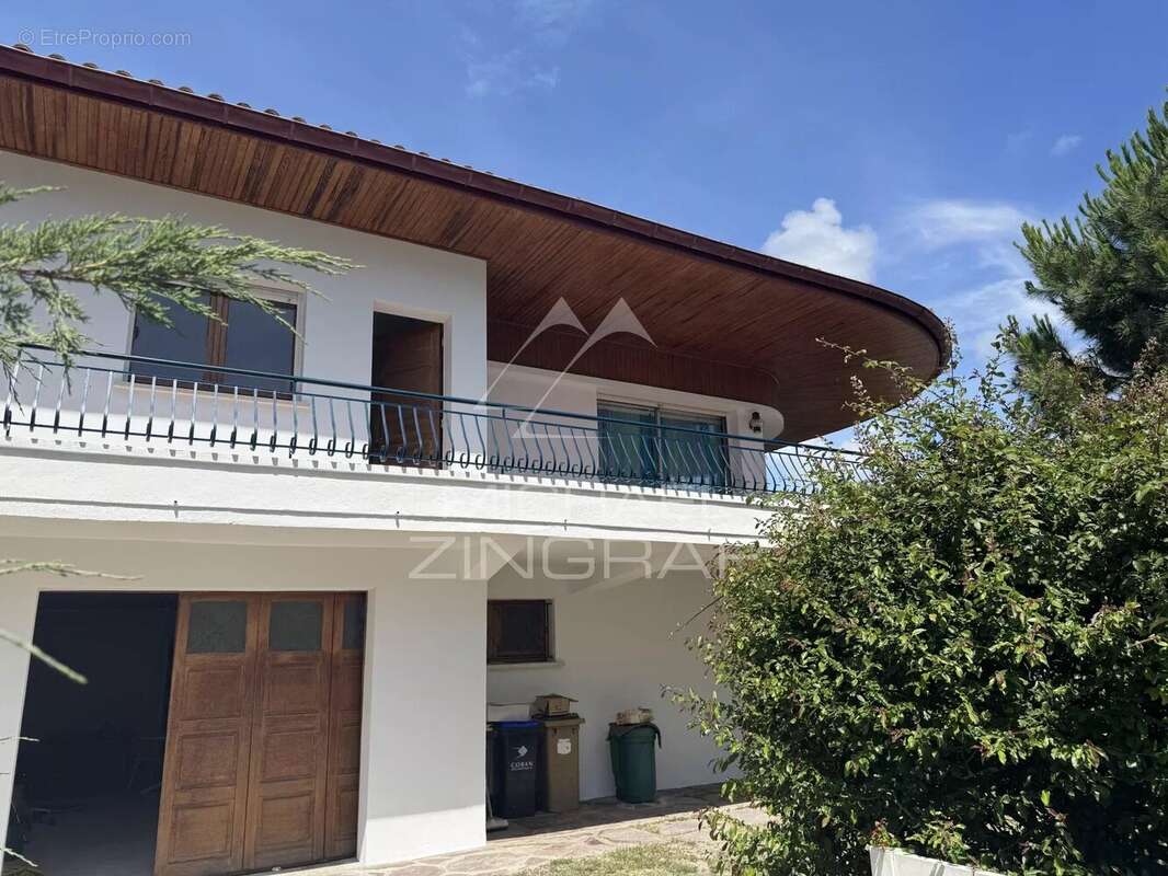 Villa avec une vue exceptionnelle dans le mythique village de l'Herbe au Cap Ferret - photo 5