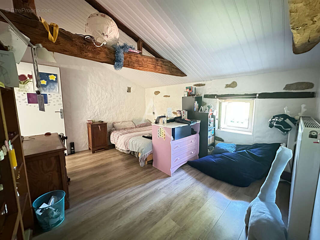 Maison en pierre 3 chambres + mezzanine 154 m² à vendre dans un hameau d'Aizenay - photo 9