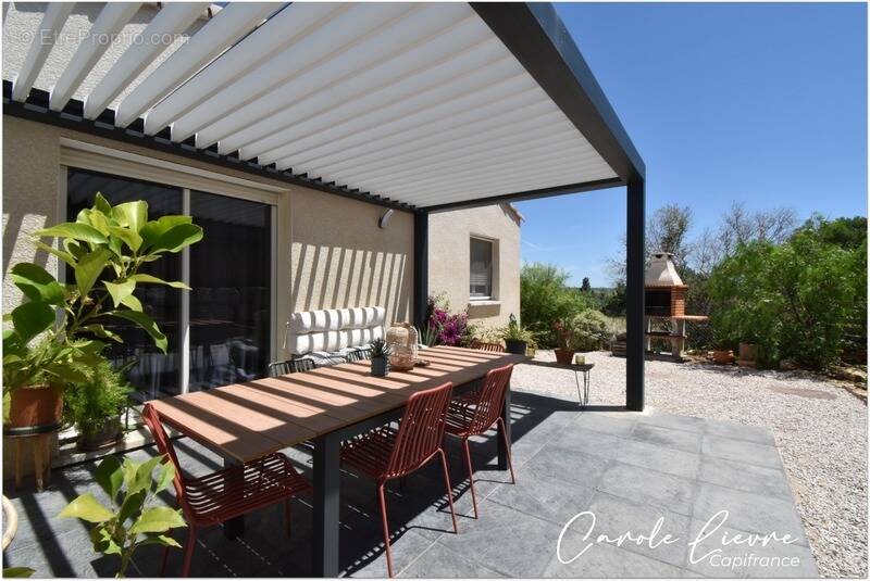 Maison à PERET