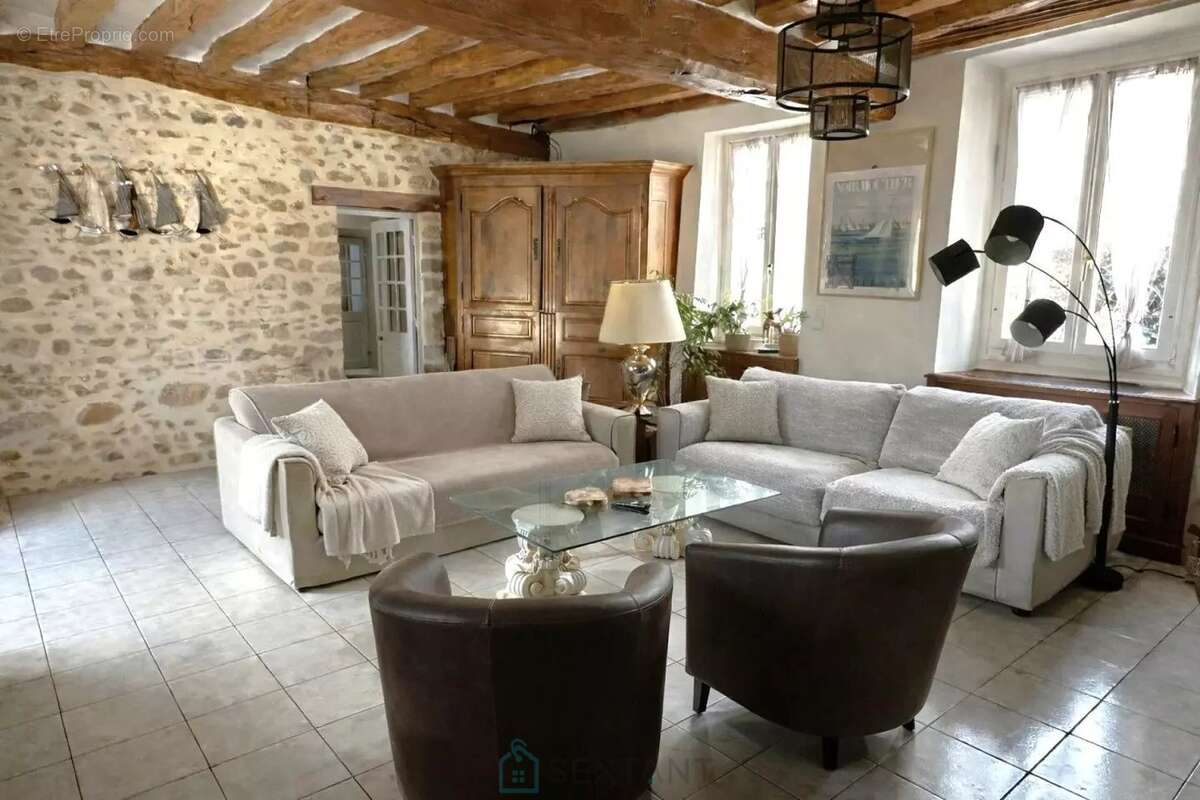Maison à FONTAINEBLEAU
