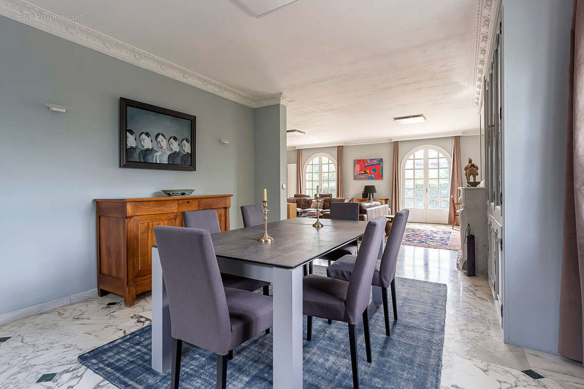 Maison à TASSIN-LA-DEMI-LUNE