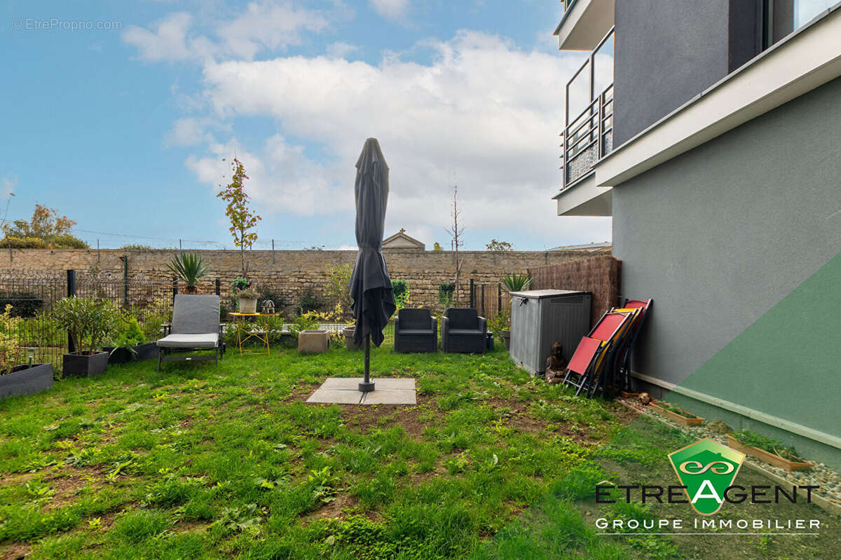 Appartement à VERNEUIL-SUR-SEINE