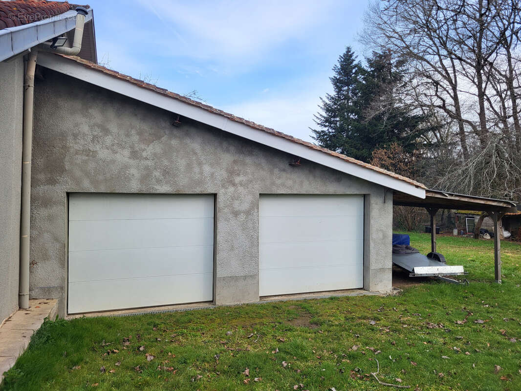 Maison à MARSAC-SUR-L&#039;ISLE