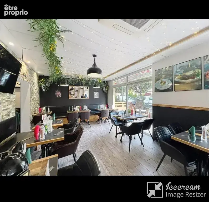 JUAN LES PINS, restaurant, 80 couverts, 100 M des plages, terrasse, parking, excellent état. - photo 37
