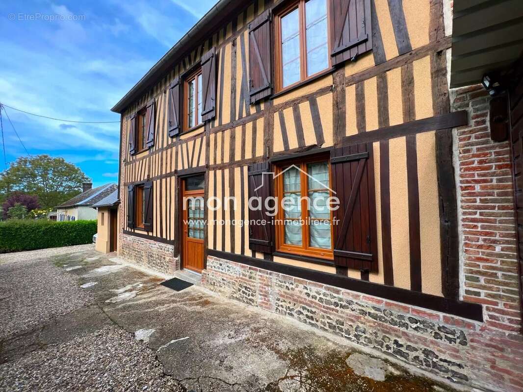 Maison à SAINT-MARTIN-OSMONVILLE