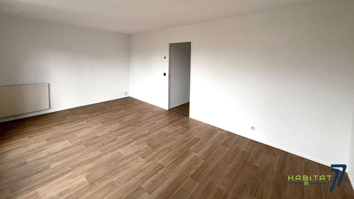 Appartement à MAGNY-LE-HONGRE