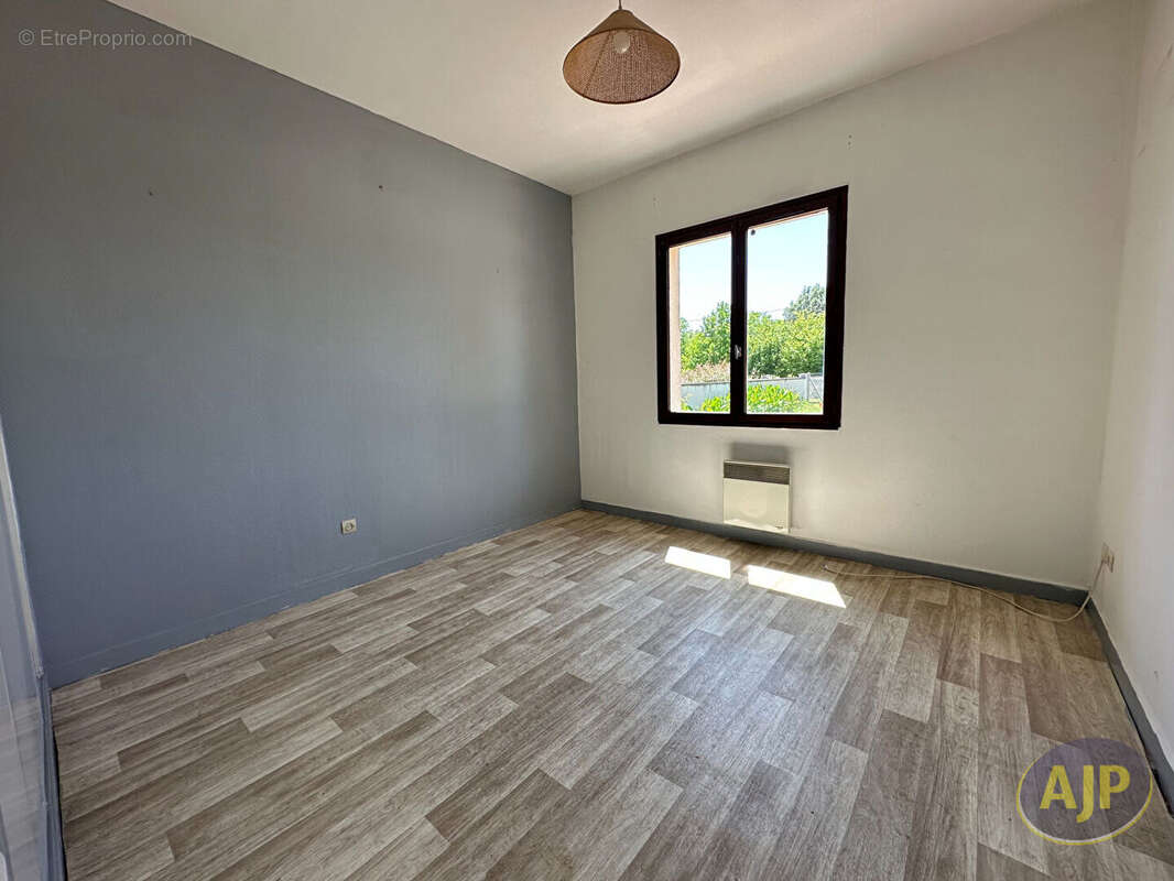 Maison à COLOMBIERS