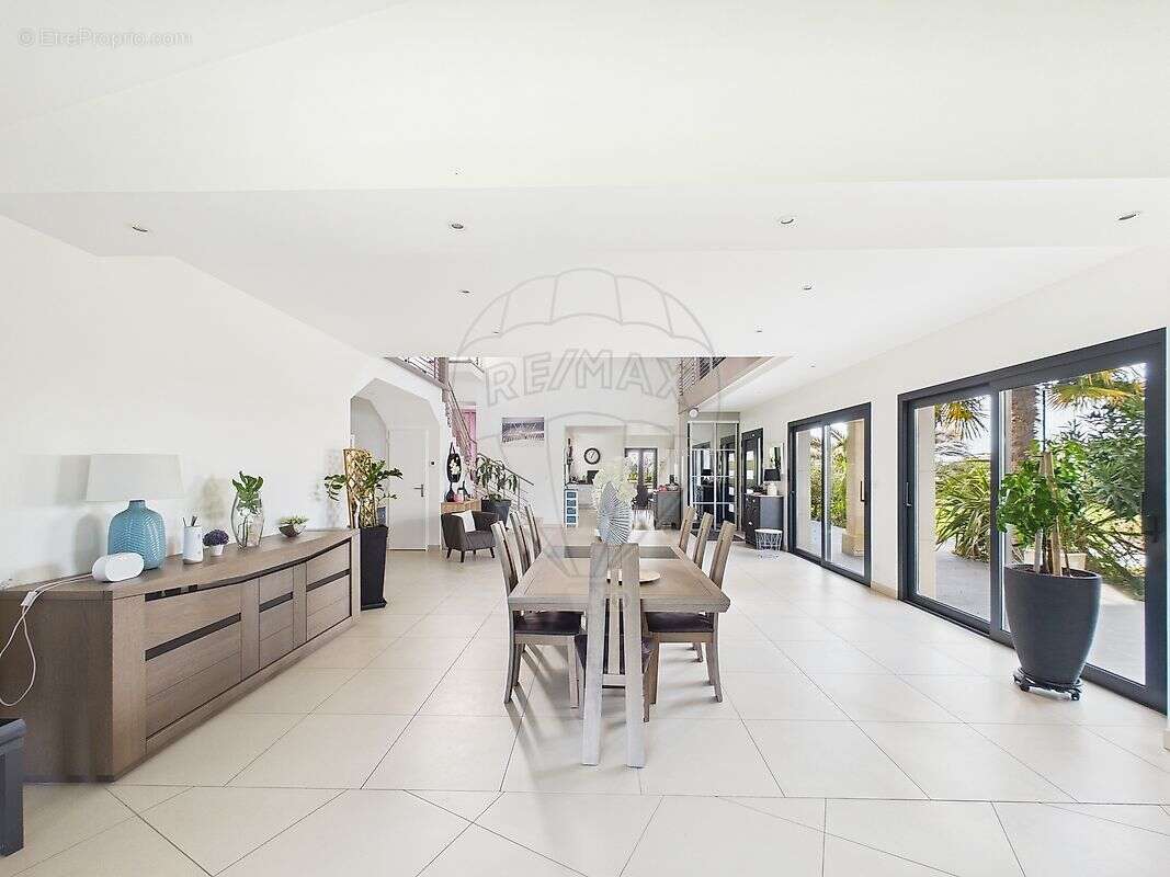 Maison à MESCHERS-SUR-GIRONDE