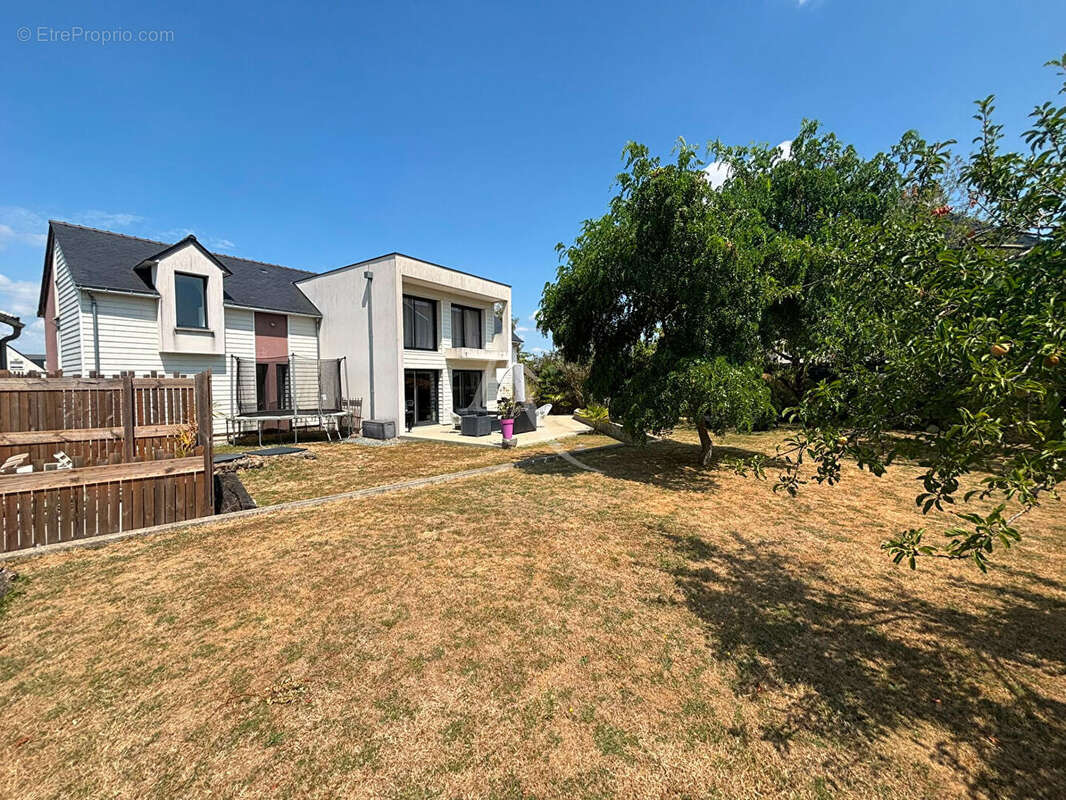 Maison Chalonnes Sur Loire 7 pièce(s) 190 m2 - photo 2