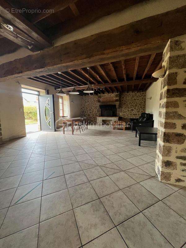 Maison à LA PELLERINE