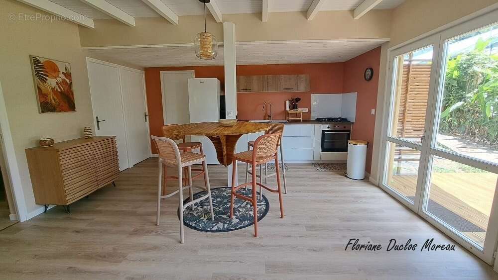 Maison à SAINTE-ROSE