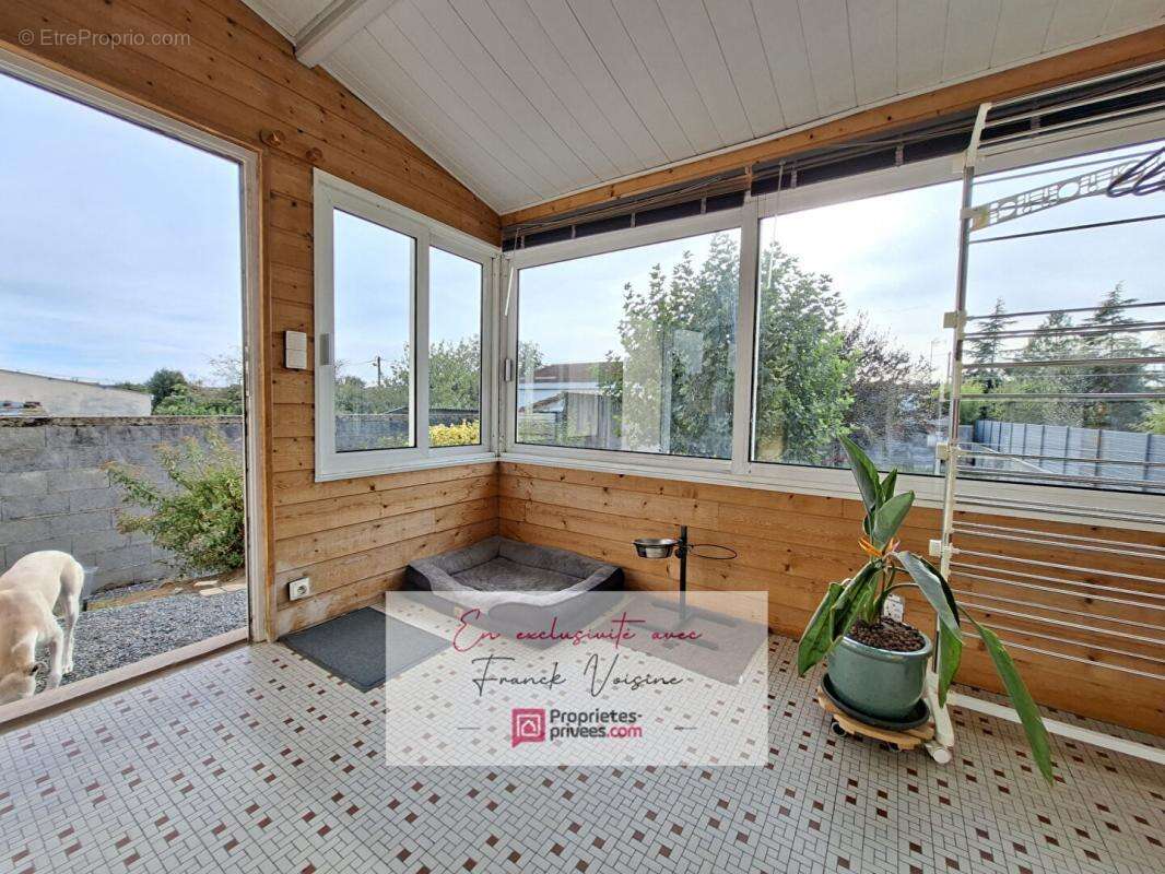 Maison à LES HERBIERS