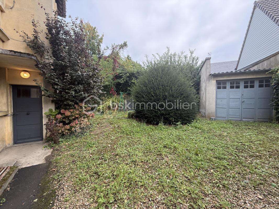 Appartement à PONT-L&#039;EVEQUE