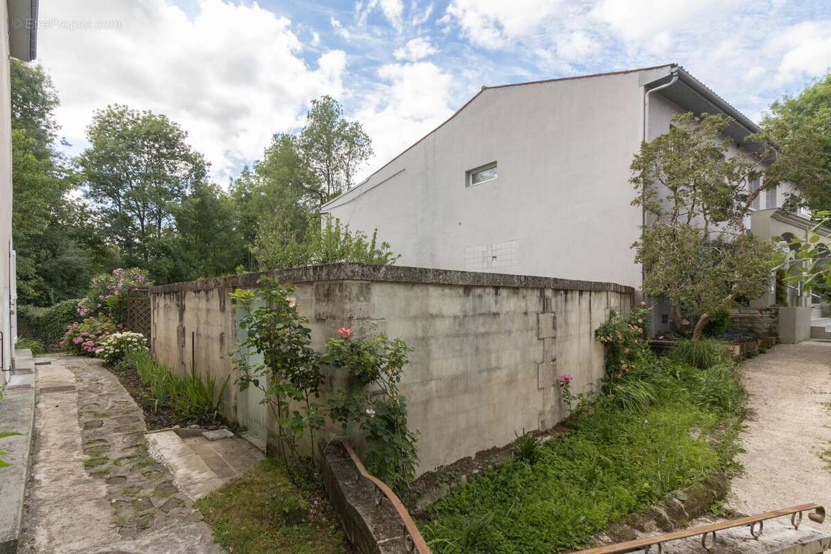 Charmante maison de village avec piscine et dépendance - photo 16