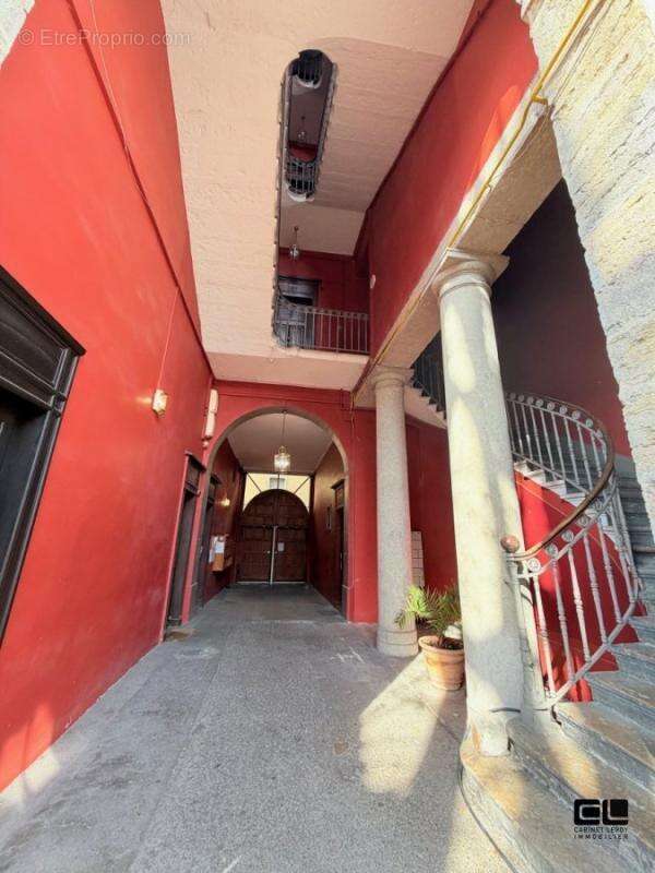 Appartement à LYON-9E