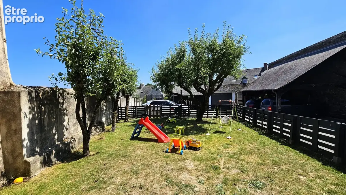 Maison 138 m2 sur terrain de 520 m2 avec 4 chambres, terrasse, cour et jardin exposé Sud, double carport, cave - photo 22