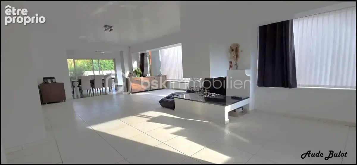 Maison familiale 216 m² – 4 chambres – 100 m² de dépendances – potentiel locatif - photo 5