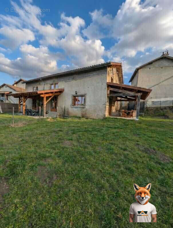 facade ouest côté jardin - Maison à MARSAC-EN-LIVRADOIS