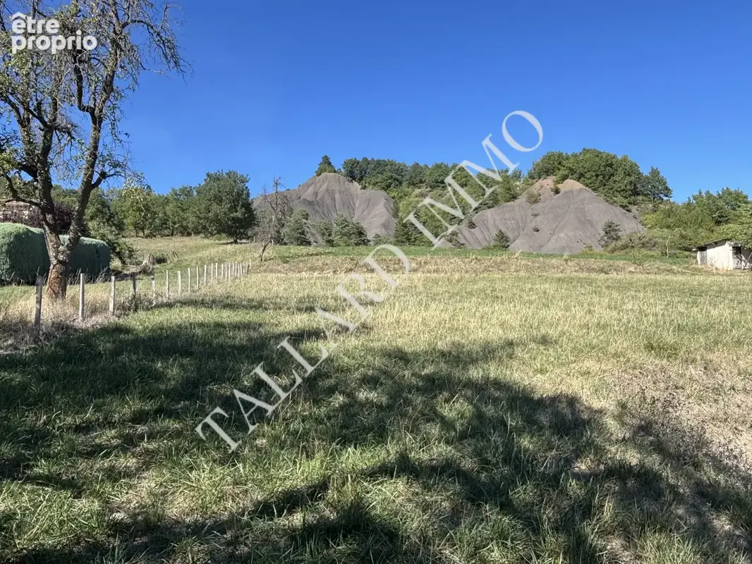 Terrain à TALLARD