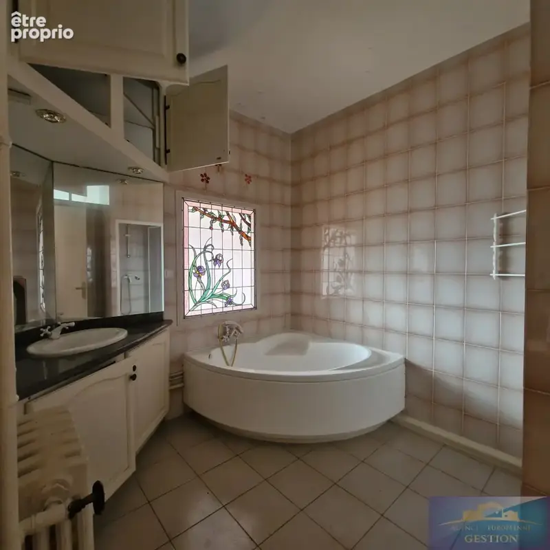 EXCLUSIVITE appartement de caractère en hyper centre de  LOURDES - photo 15