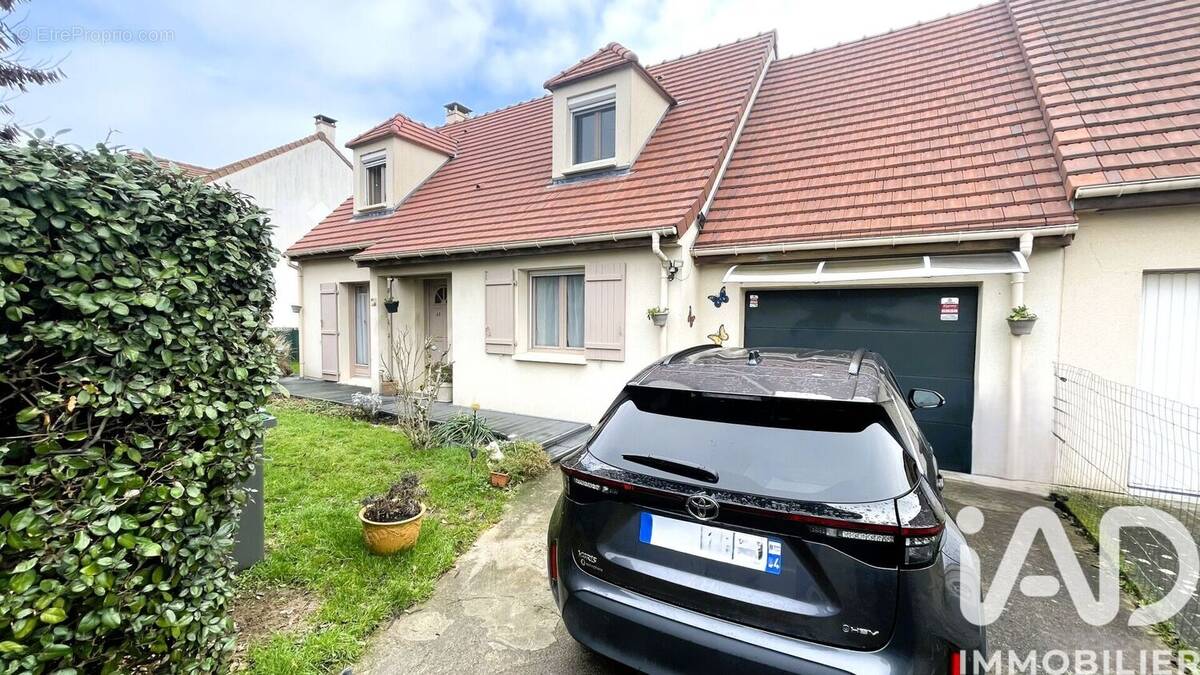 Photo 1 - Maison à LE PLESSIS-PATE