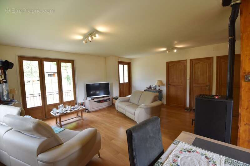 Maison à vendre 4 pièces Bourbon-Lancy (71) - photo 4