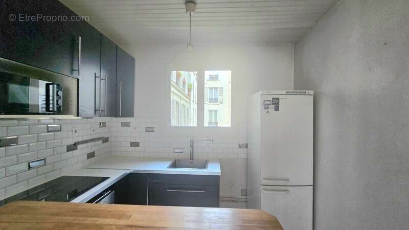 Appartement à PARIS-10E