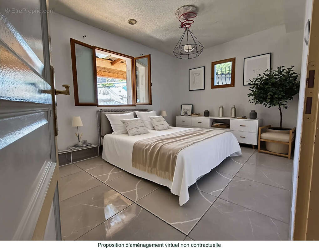 Maison à MARSEILLE-9E