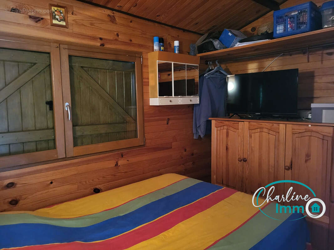 Terrain à LONGPRE-LES-CORPS-SAINTS