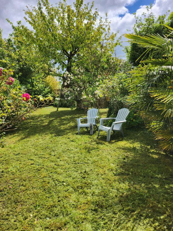 Maison à MEZY-SUR-SEINE