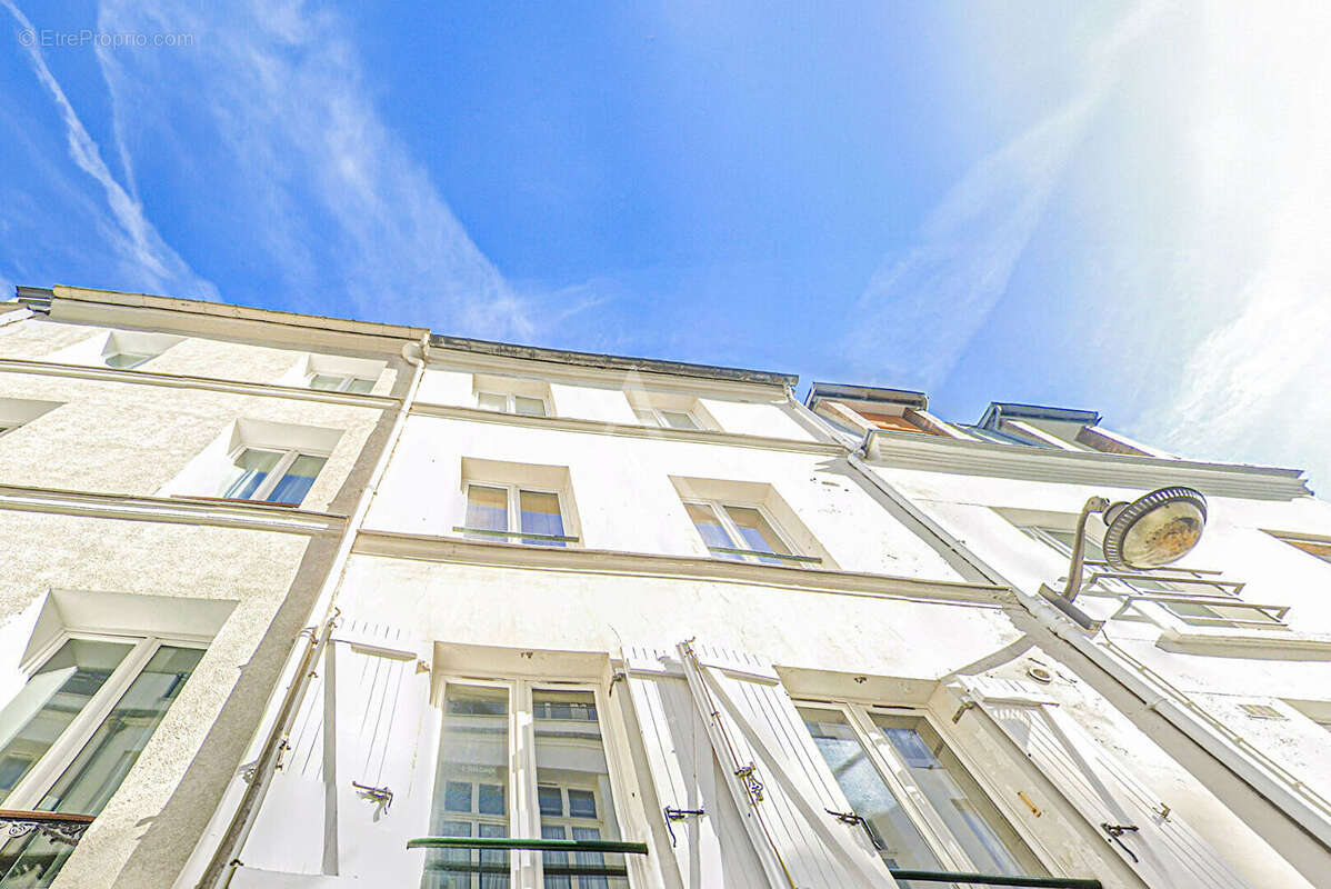 Appartement à PARIS-7E