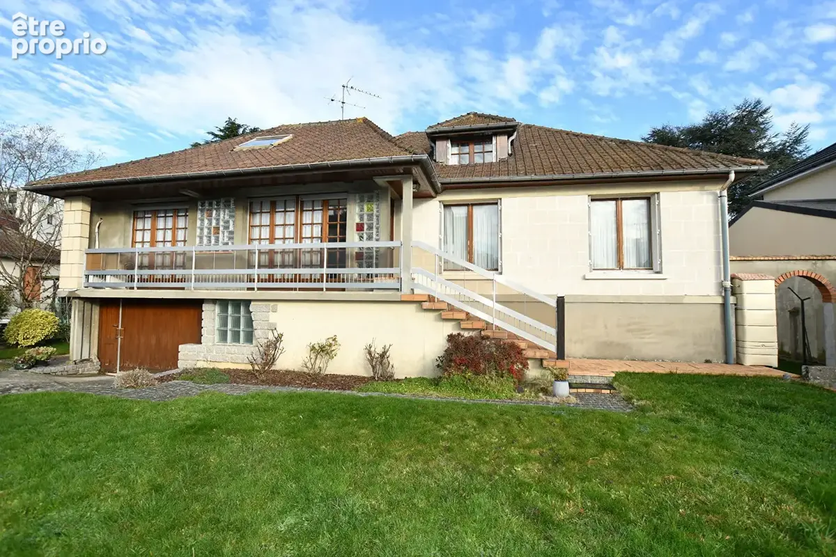Maison à BOIS-D'ARCY