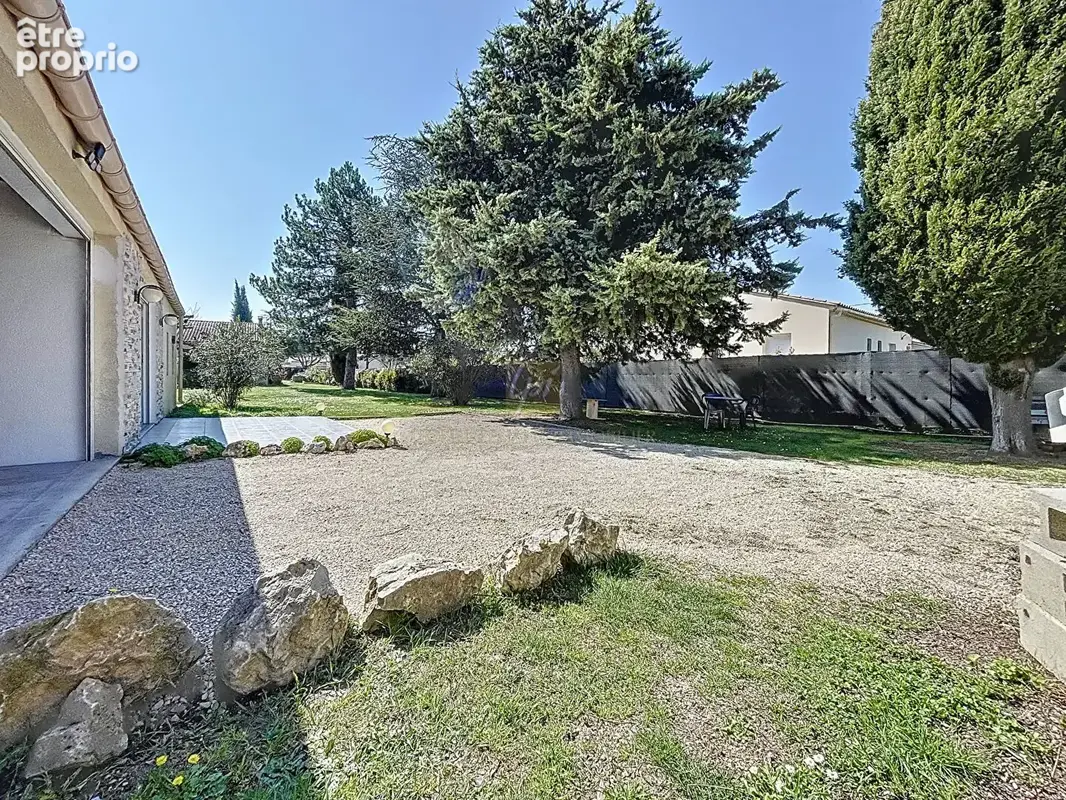 Mazan garage 90m² sur terrain constructible viabilise de 719m² - photo 4