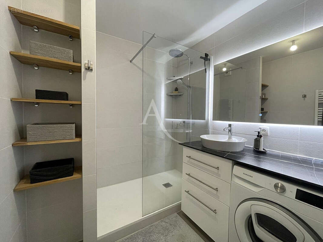 Appartement Nantes 3 pièce(s) 65.03 m2 + garage boxé de 27.68m² - photo 6