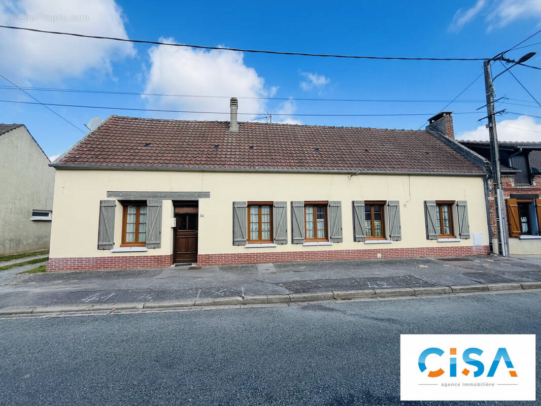 Maison à ESTREES-SAINT-DENIS