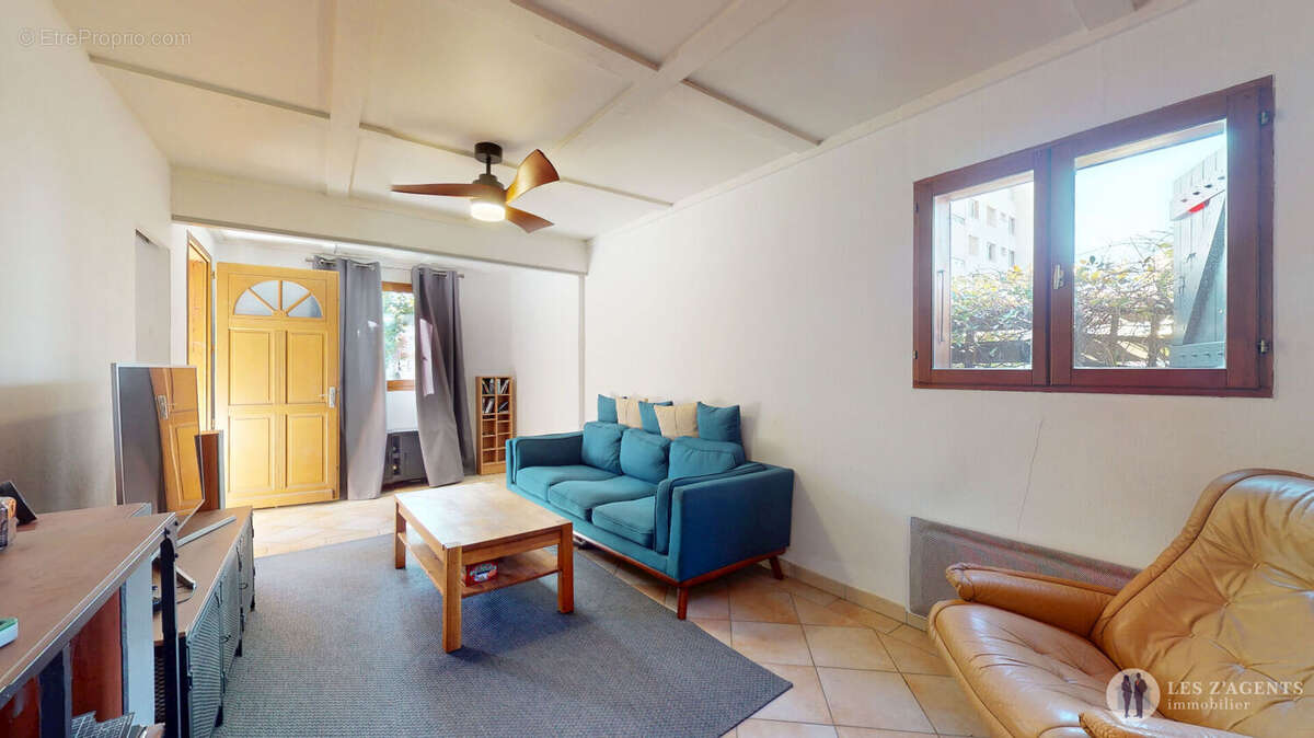 Maison à ECHIROLLES