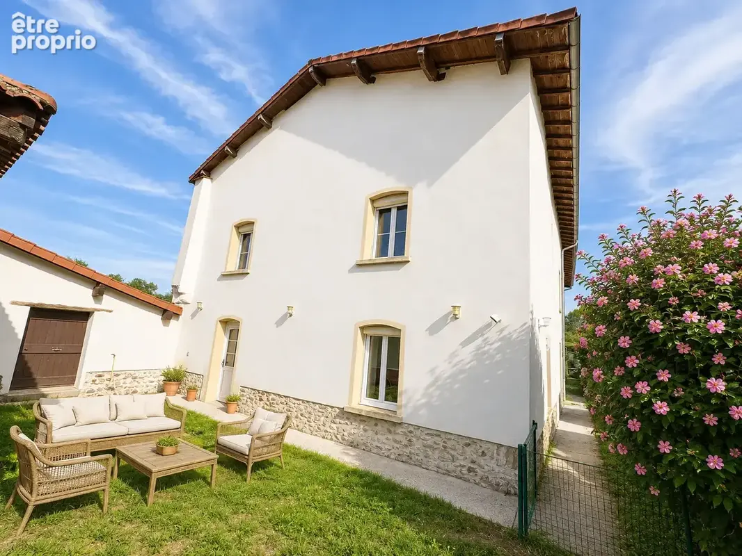 Oytier-Saint-Oblas : maison 116m2 - 3 chambres - avec jardin - photo 11
