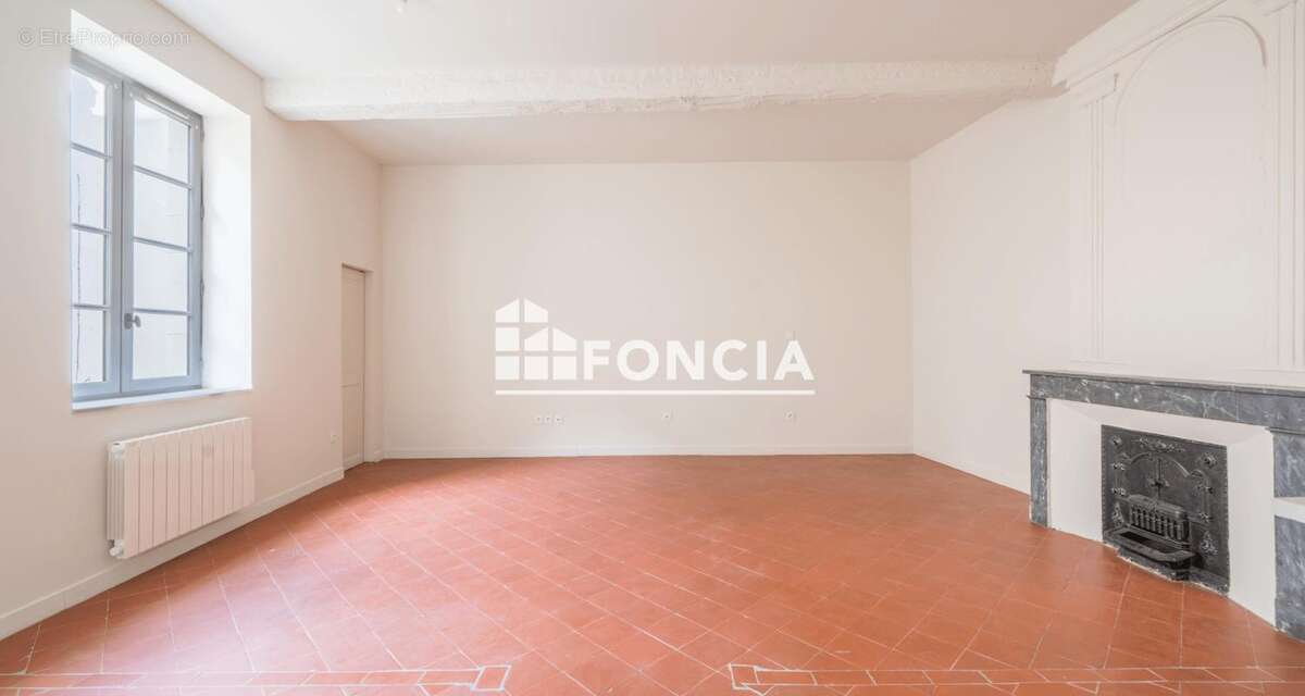 Appartement à NIMES