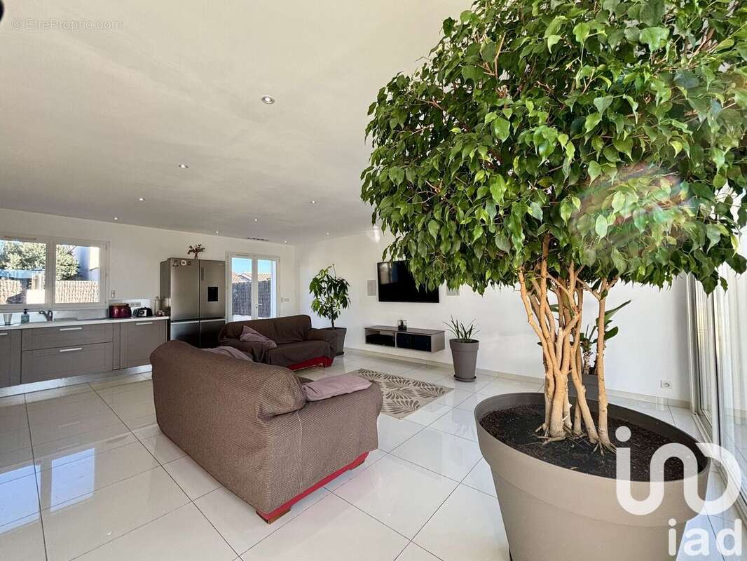 Photo 2 - Maison à CAVES