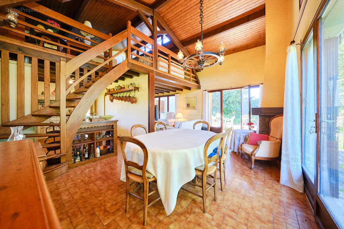 Maison à ANNECY-LE-VIEUX