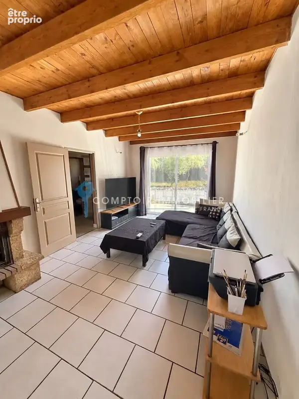Maison 5 pièces avec terrain clos, dépendances et prestations de qualité   Ruoms - photo 3