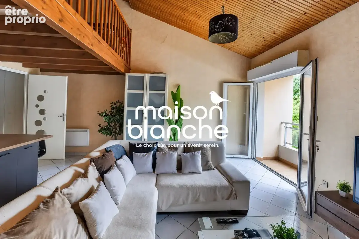 Appartement 44 m² à Parthenay  - photo 5