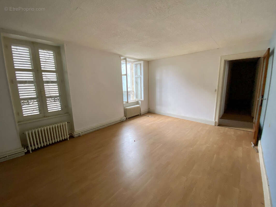 Appartement à DECIZE