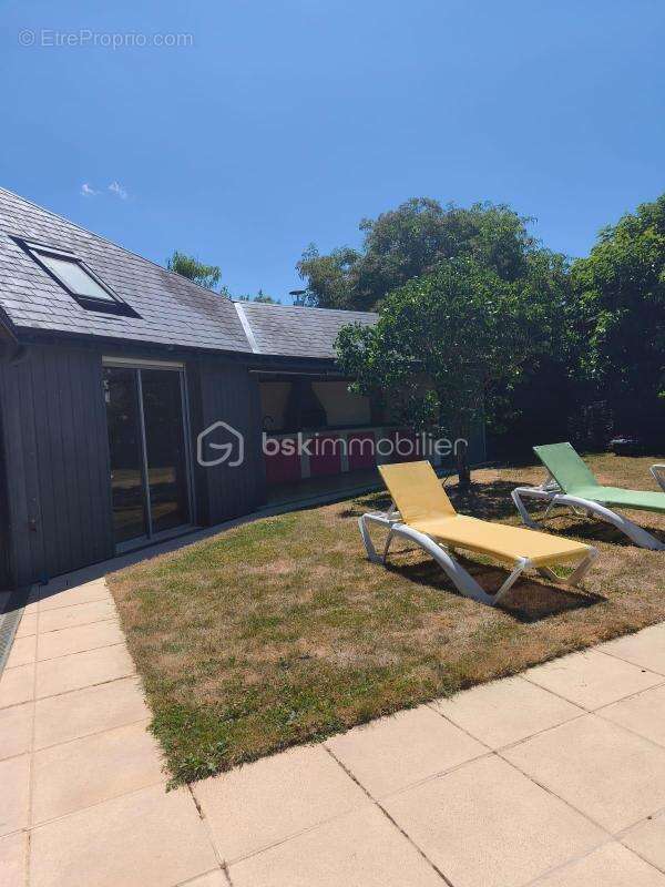 Maison familiale avec piscine chauffée – DPE C - photo 14