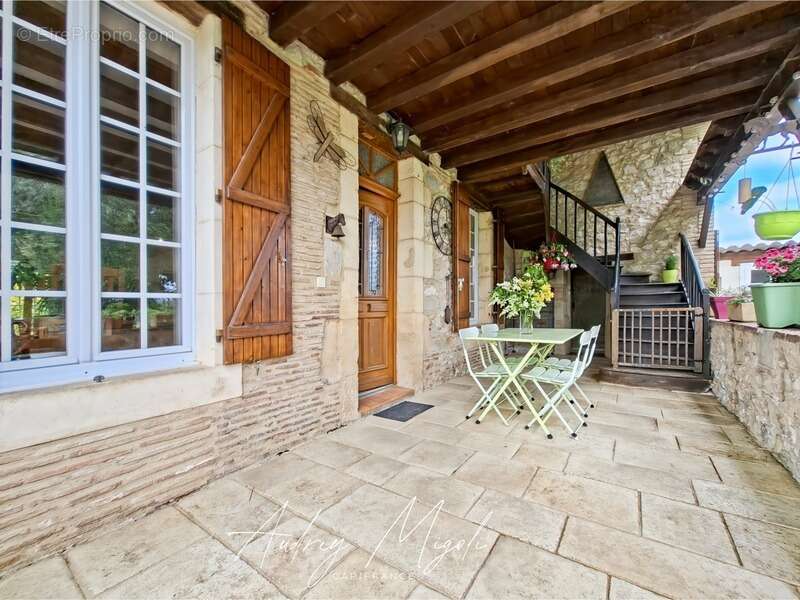 Maison à MONCLAR