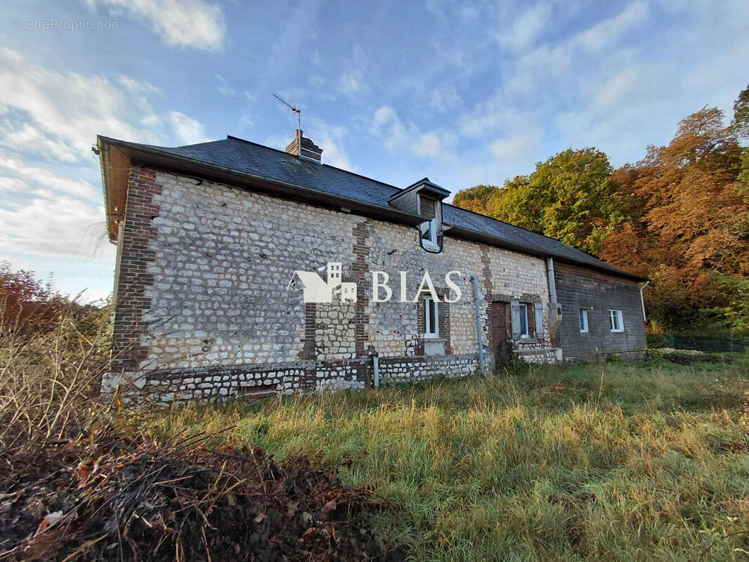Appartement à BOURG-ACHARD