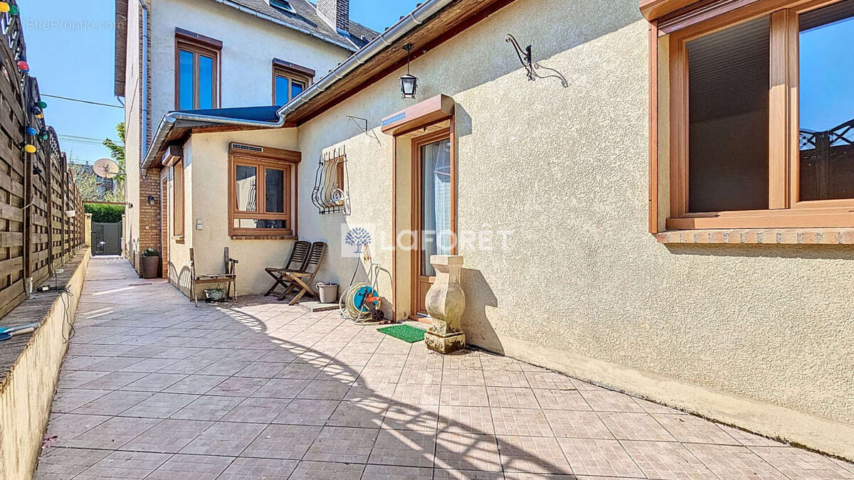 Maison à TERGNIER